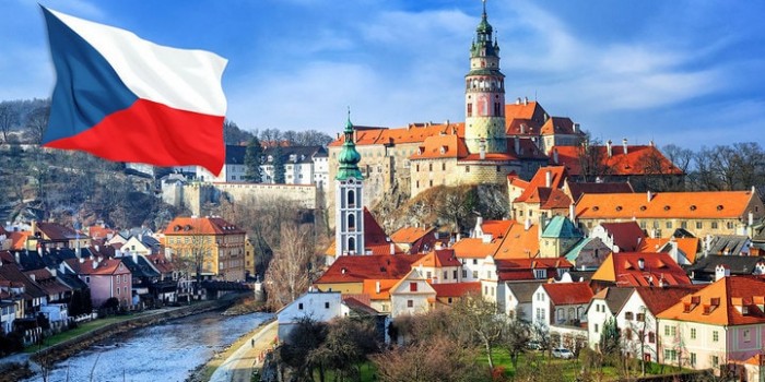 Образование и проживание в Чехии